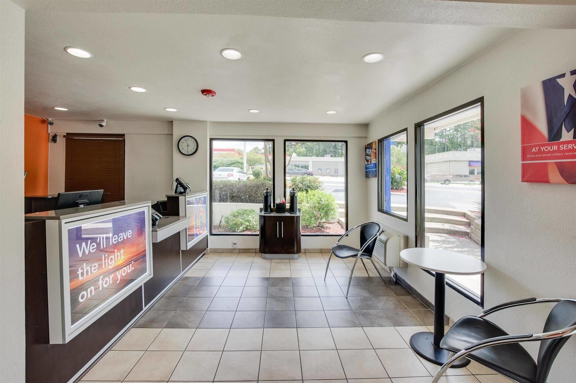 Motel 6-Columbia, Sc - West Dış mekan fotoğraf