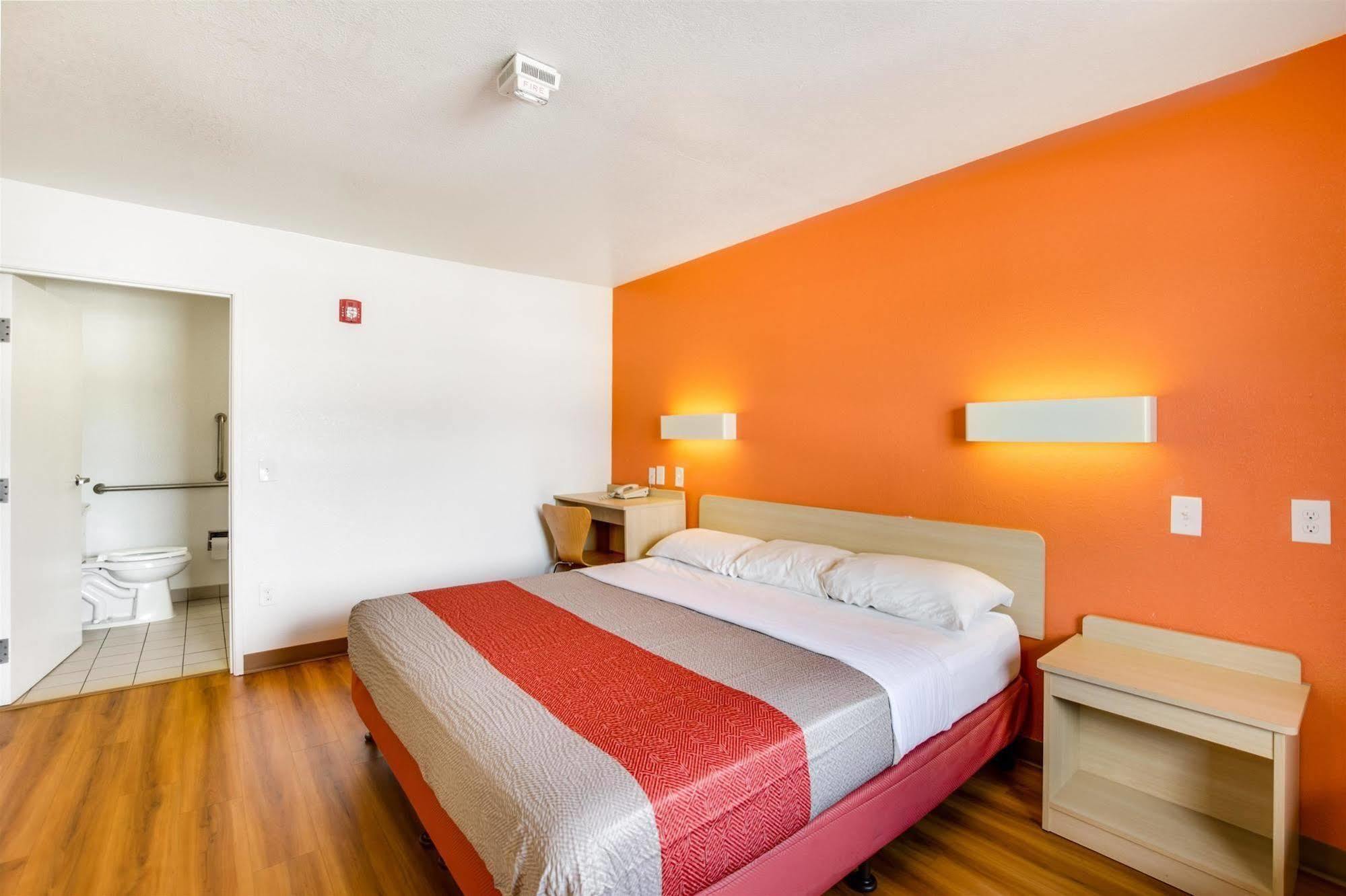 Motel 6-Columbia, Sc - West Dış mekan fotoğraf
