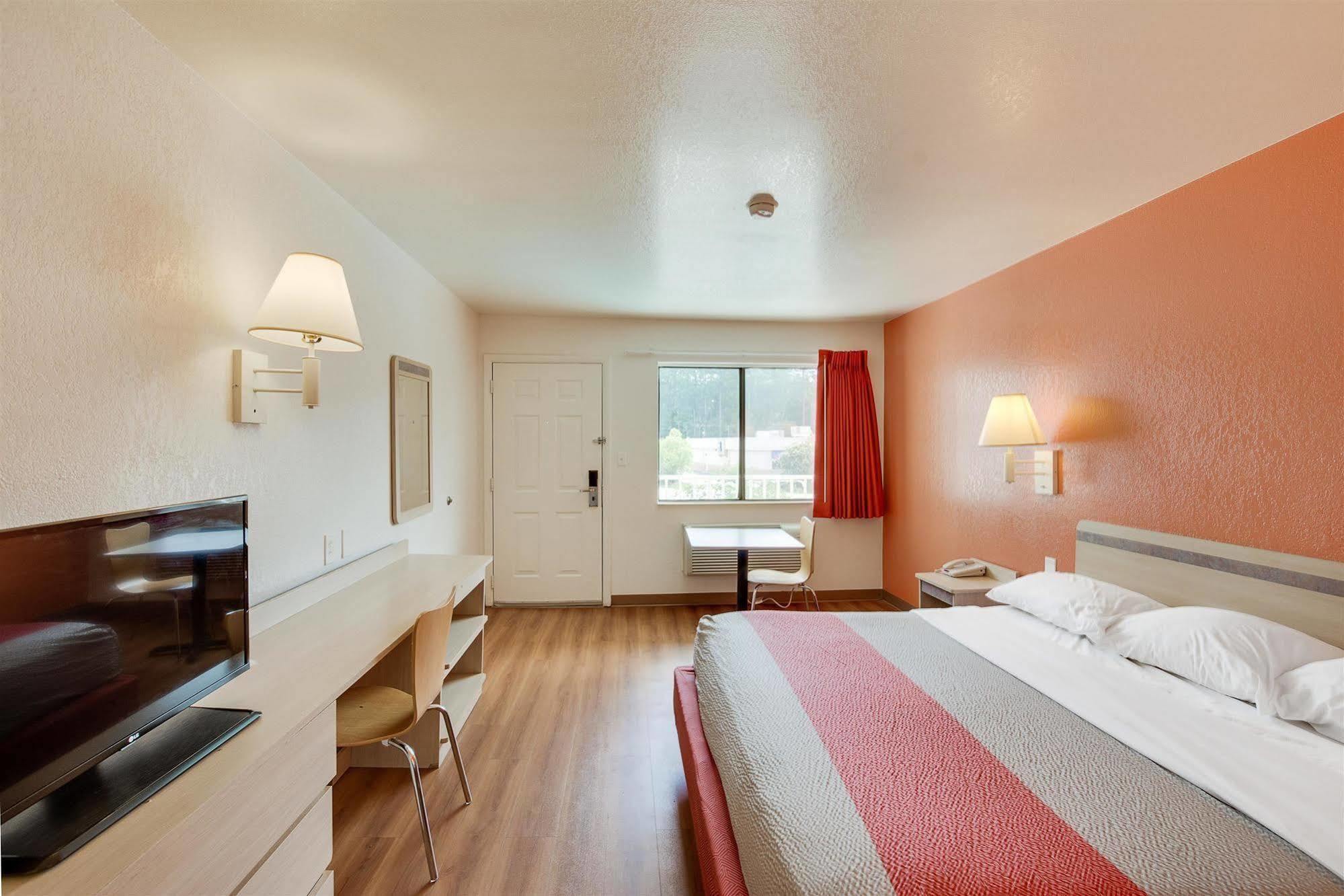Motel 6-Columbia, Sc - West Dış mekan fotoğraf