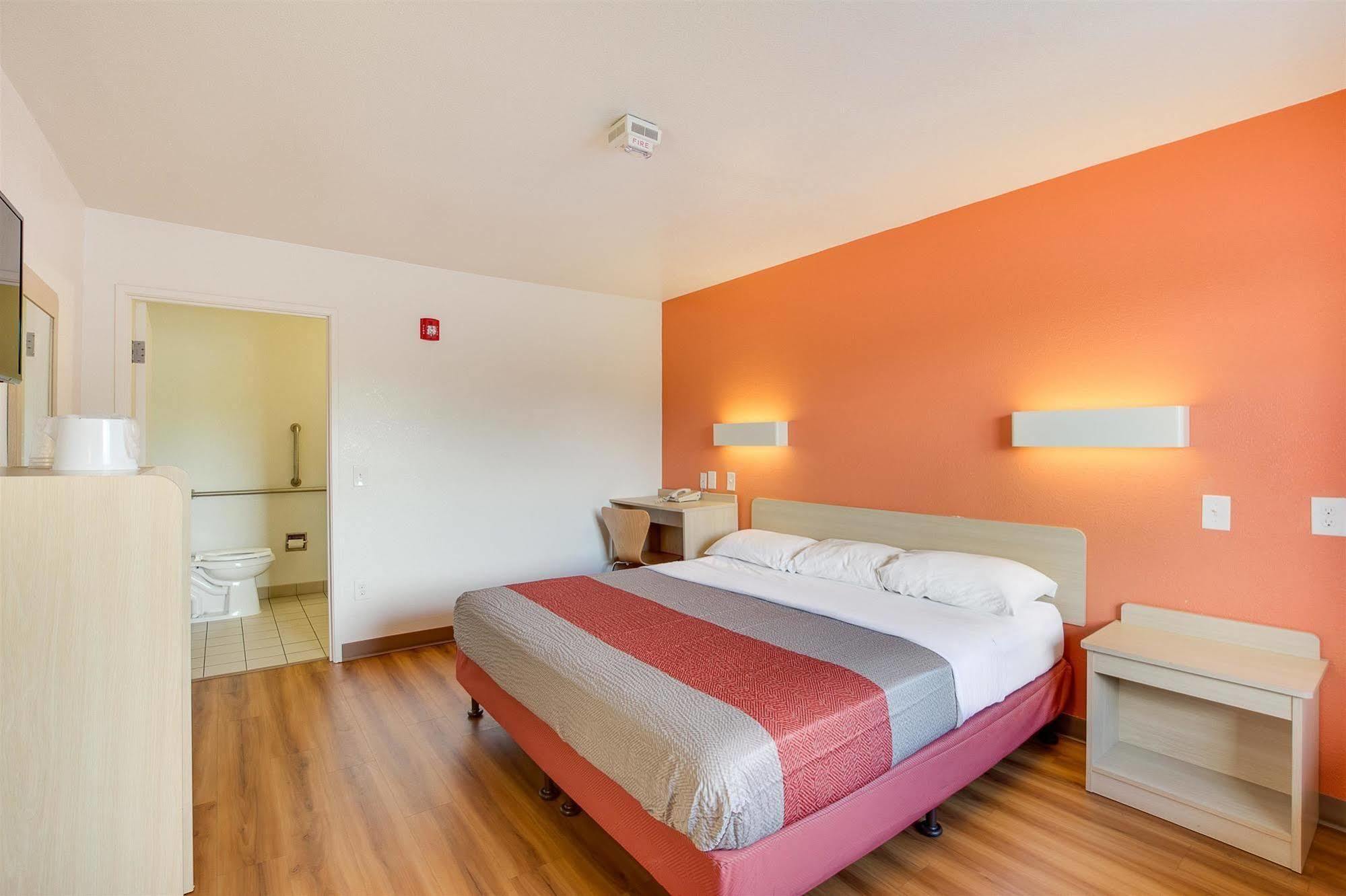 Motel 6-Columbia, Sc - West Dış mekan fotoğraf